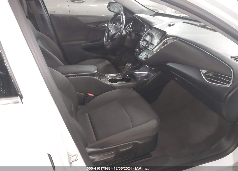 2018 CHEVROLET MALIBU LT VIN: 1G1ZD5ST1JF268319