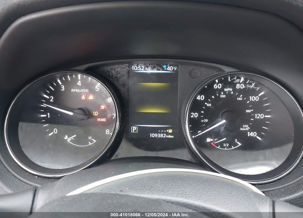 2017 NISSAN ROGUE SL VIN: 5N1AT2MTXHC883378