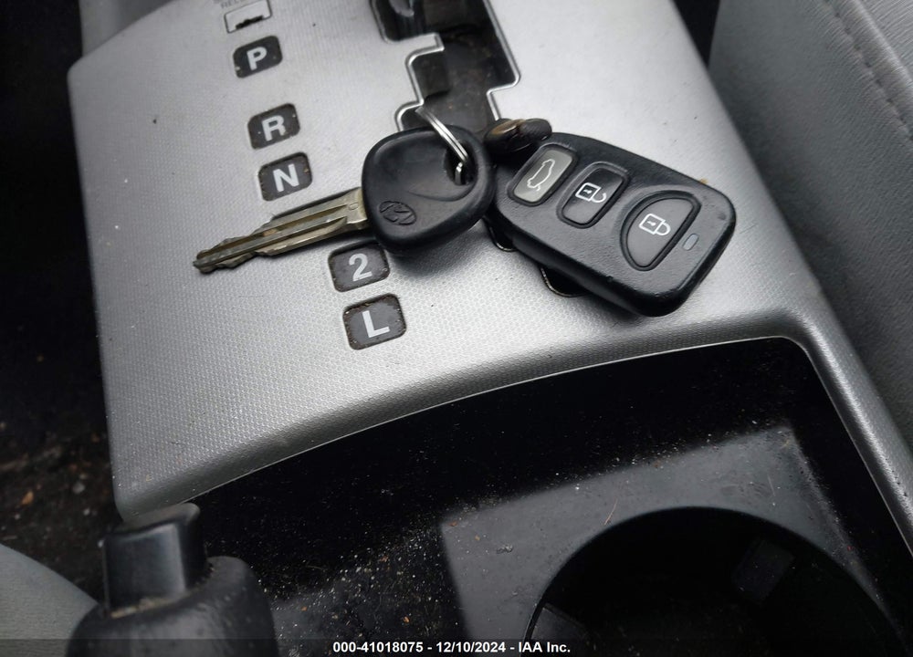2008 HYUNDAI ELANTRA GLS/SE VIN: KMHDU46D78U406106