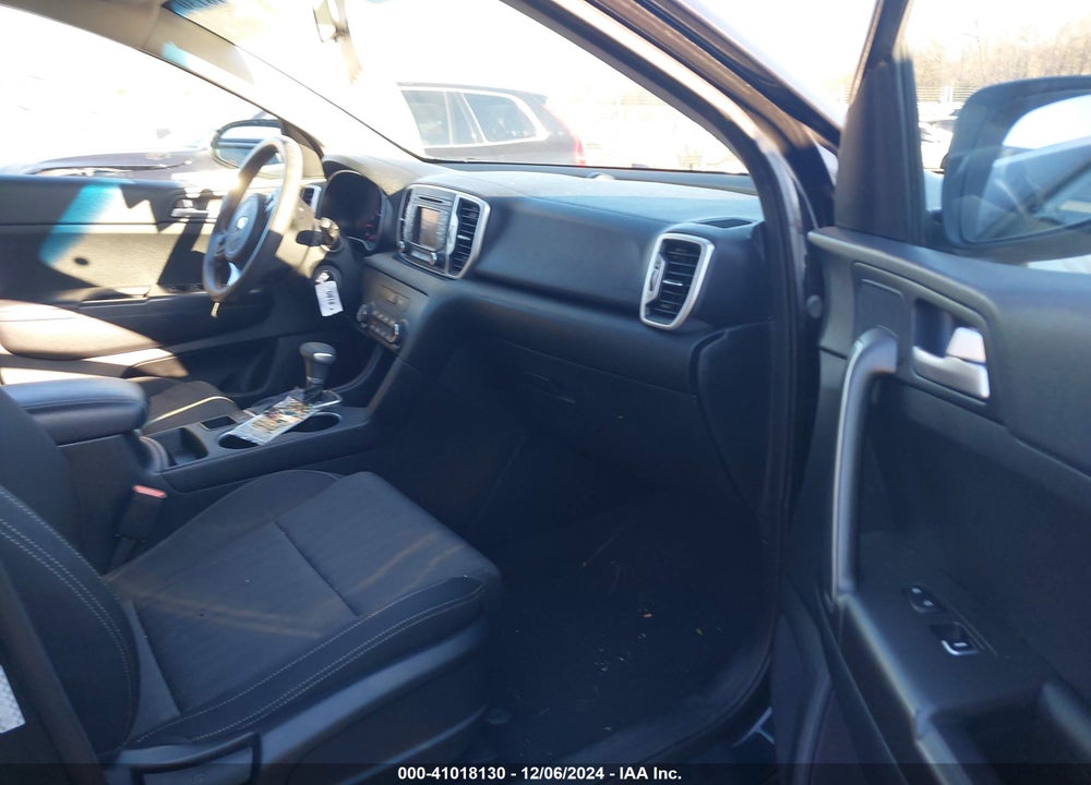 2017 KIA SPORTAGE LX VIN: KNDPMCAC4H7191888