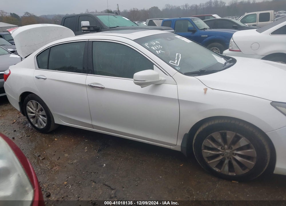 2013 HONDA ACCORD EX-L V-6 VIN: 1HGCR3F85DA007982