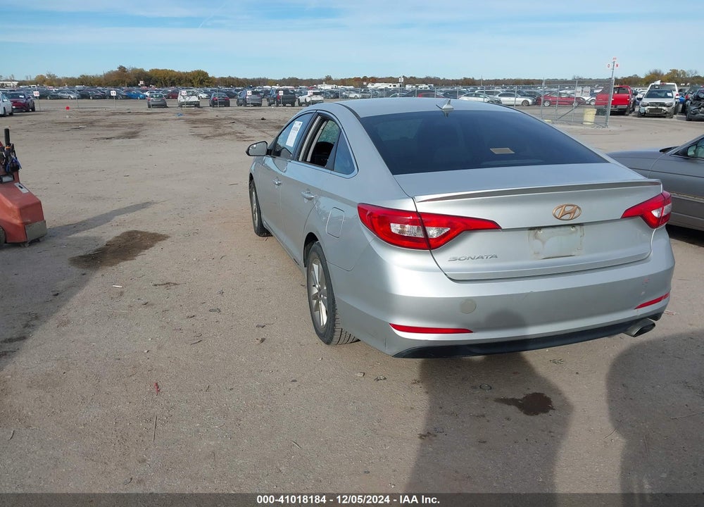 2017 HYUNDAI SONATA VIN: 5NPE24AFXHH534017