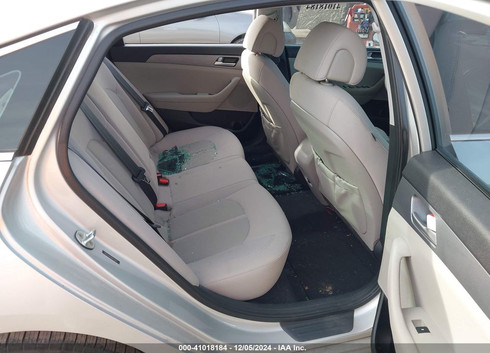 2017 HYUNDAI SONATA VIN: 5NPE24AFXHH534017