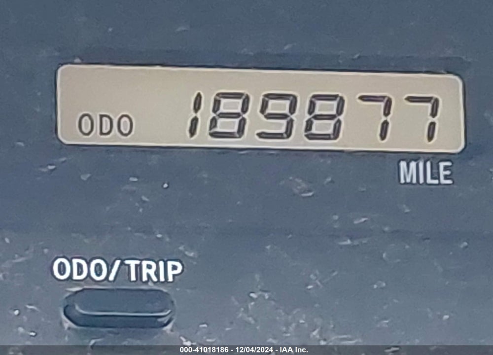 2001 TOYOTA AVALON VIN: 4T1BF28B21U129520