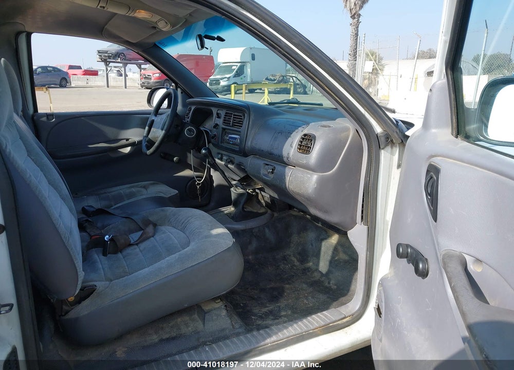 1999 DODGE DAKOTA SLT/SPORT VIN: 1B7FL26X6XS141882