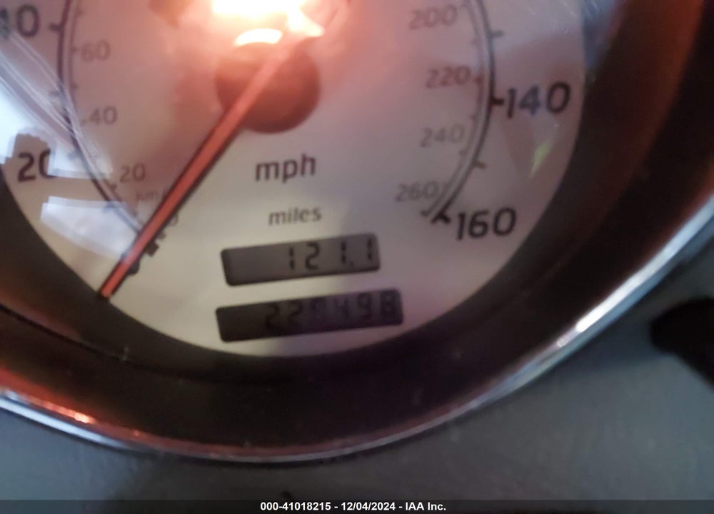 1998 MERCEDES-BENZ SLK 230 VIN: WDBKK47F4WF011110