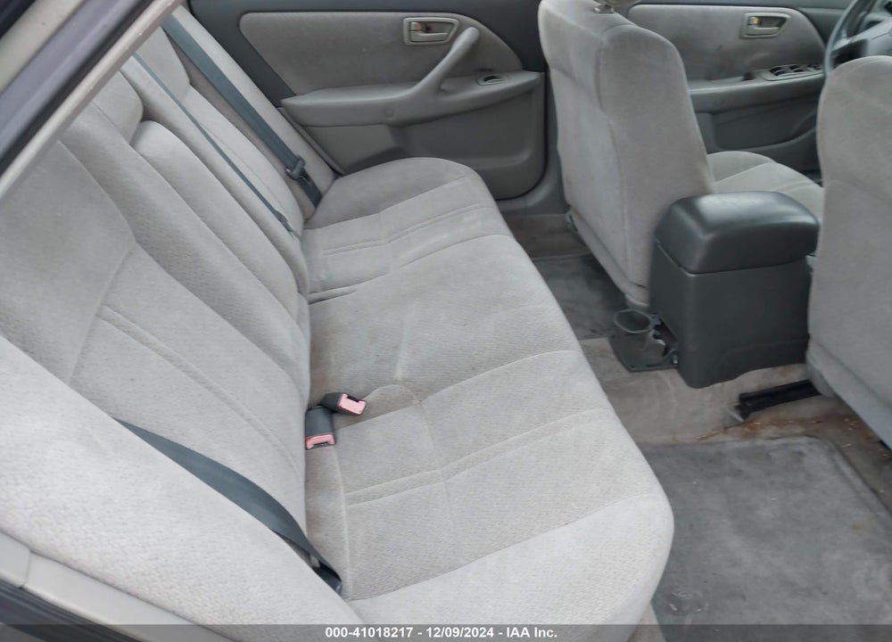 2001 TOYOTA CAMRY LE VIN: 4T1BG22K41U042482