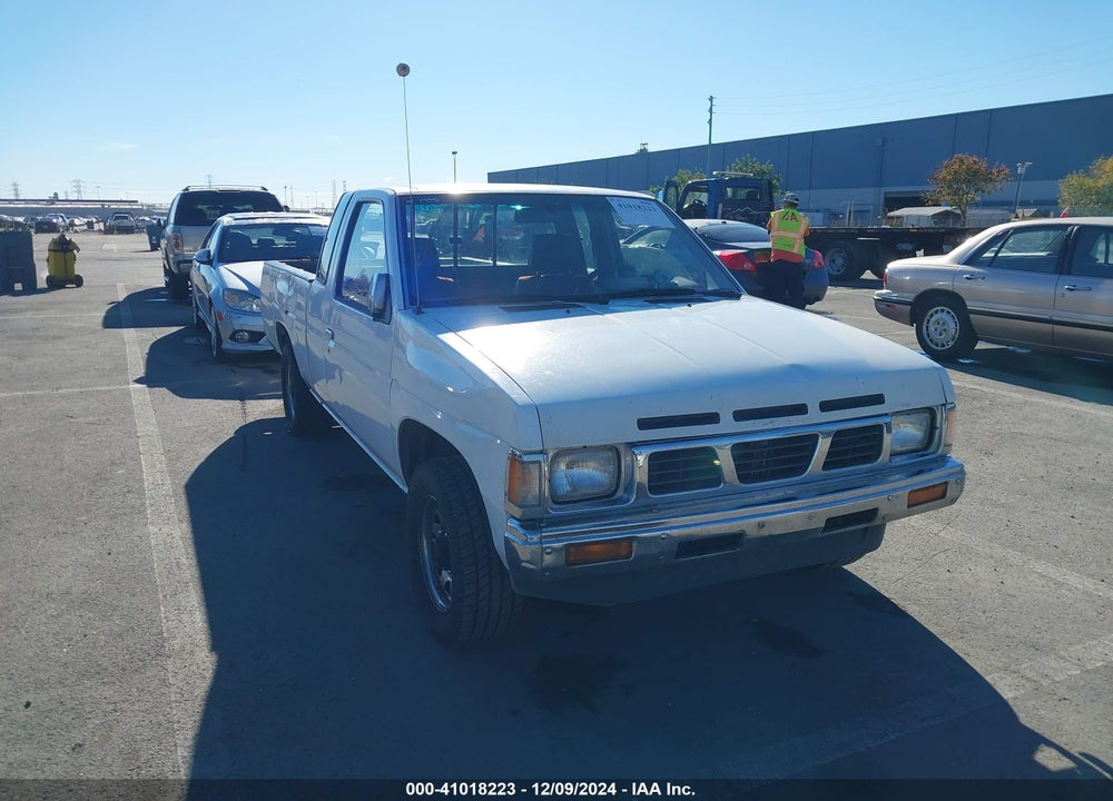 1992 NISSAN TRUCK KING CAB VIN: 1N6SD16S5NC364266
