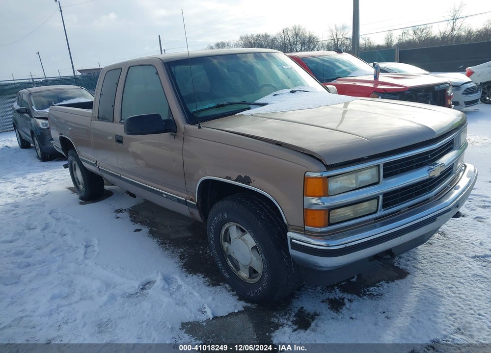 1997 CHEVROLET K1500 FLEETSIDE VIN: 2GCEK19R8V1132734