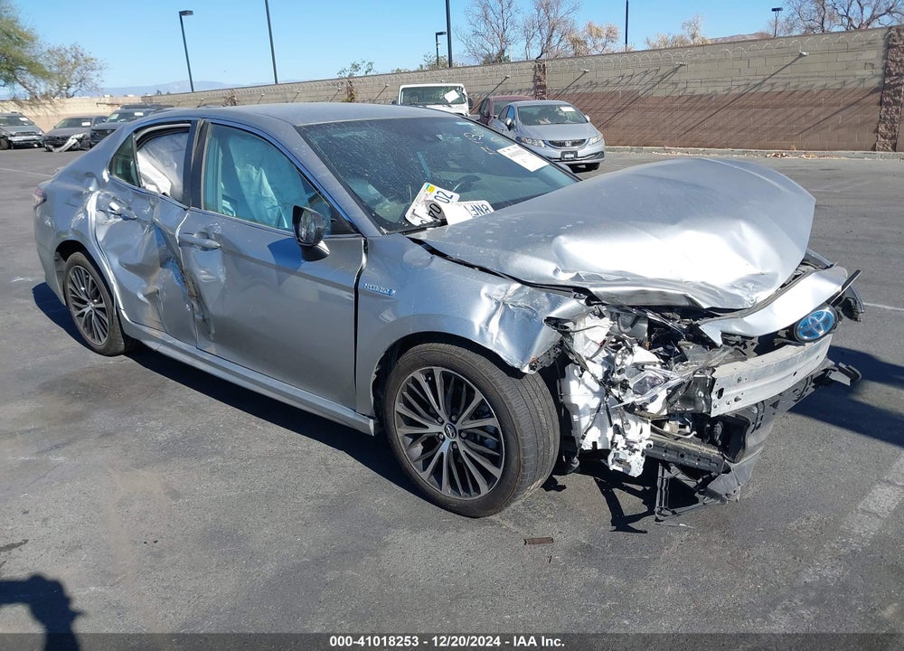 2020 TOYOTA CAMRY SE HYBRID VIN: 4T1G31AK8LU521875