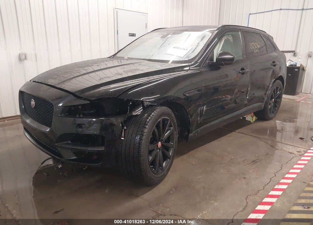 2018 JAGUAR F-PACE 25T PRESTIGE VIN: SADCK2FX1JA251374