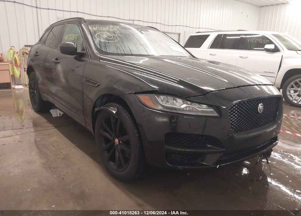 2018 JAGUAR F-PACE 25T PRESTIGE VIN: SADCK2FX1JA251374