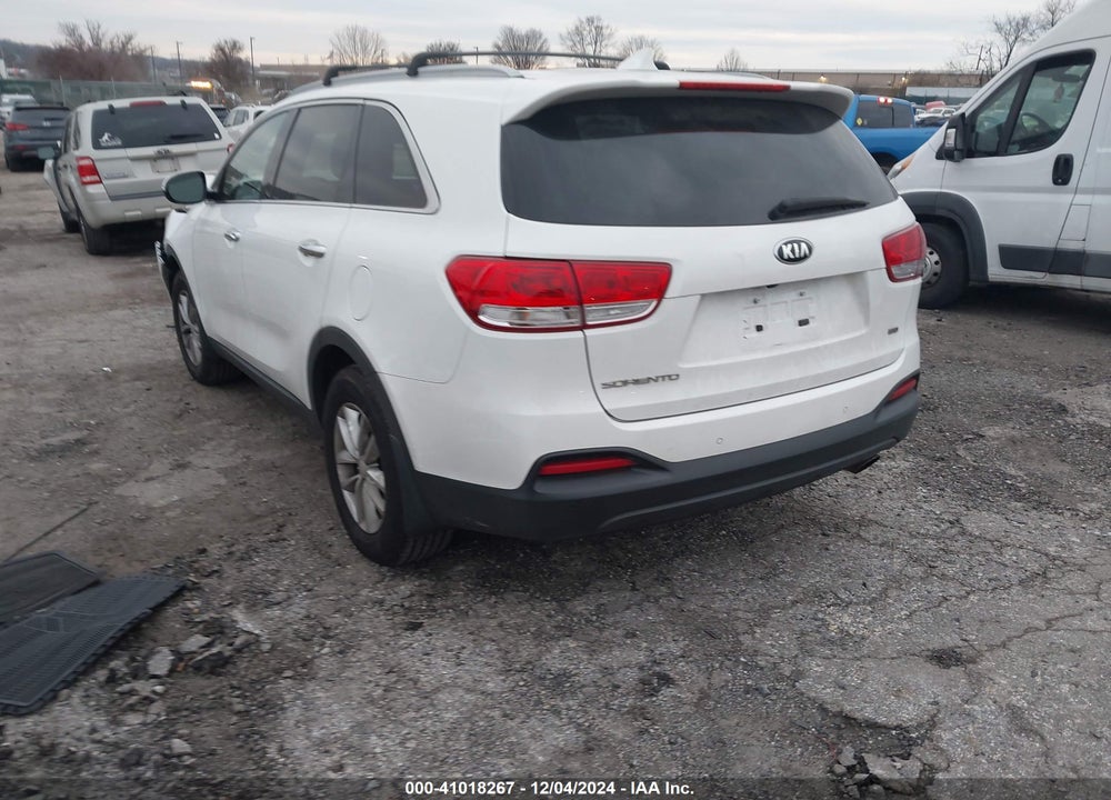 2016 KIA SORENTO 2.4L LX VIN: 5XYPG4A38GG029180