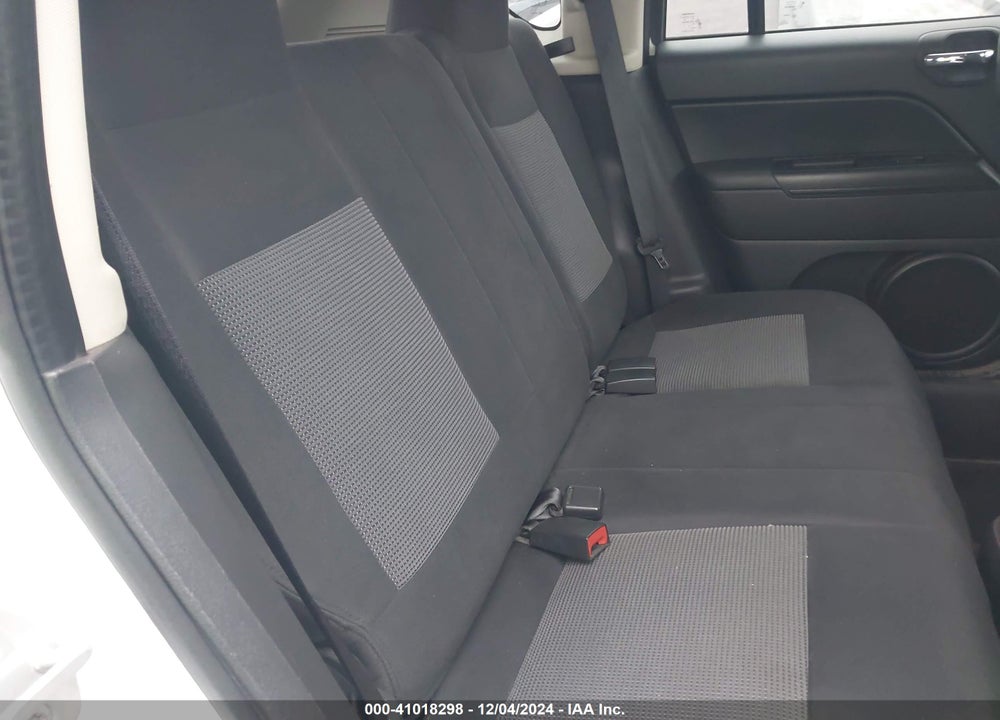 2014 JEEP COMPASS SPORT VIN: 1C4NJCBA9ED539307