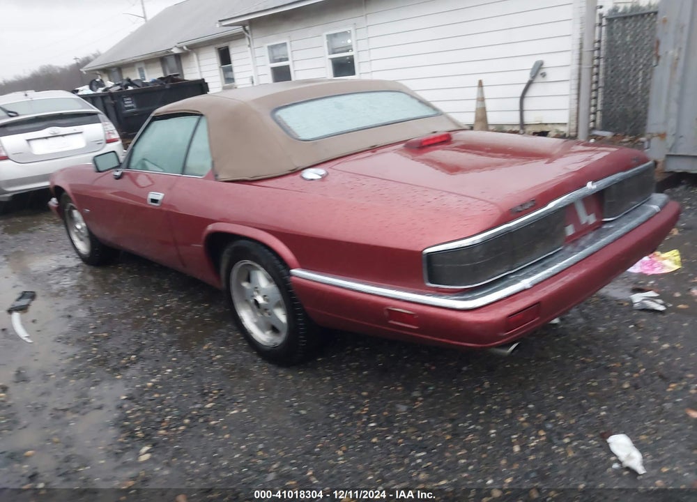 1995 JAGUAR XJS 2+2 VIN: SAJNX2742SC196662