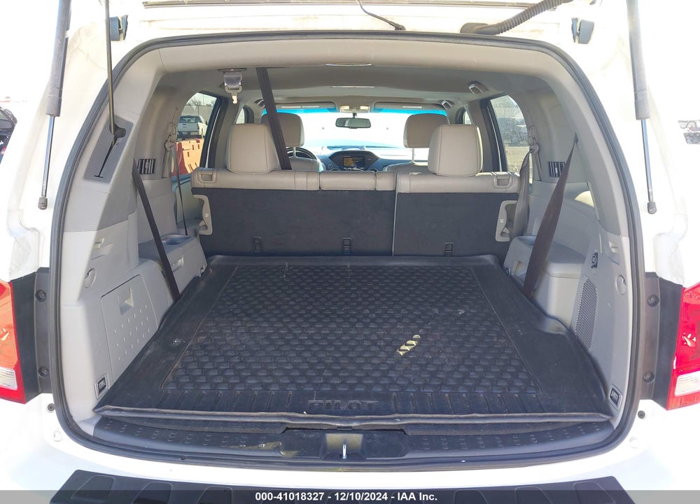 2015 HONDA PILOT EX-L VIN: 5FNYF3H72FB006042