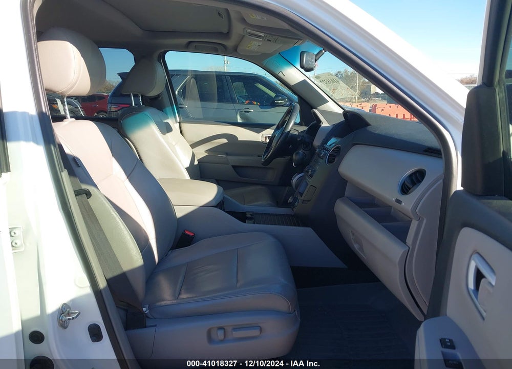 2015 HONDA PILOT EX-L VIN: 5FNYF3H72FB006042