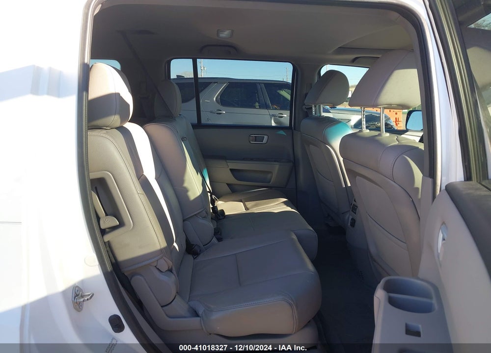 2015 HONDA PILOT EX-L VIN: 5FNYF3H72FB006042