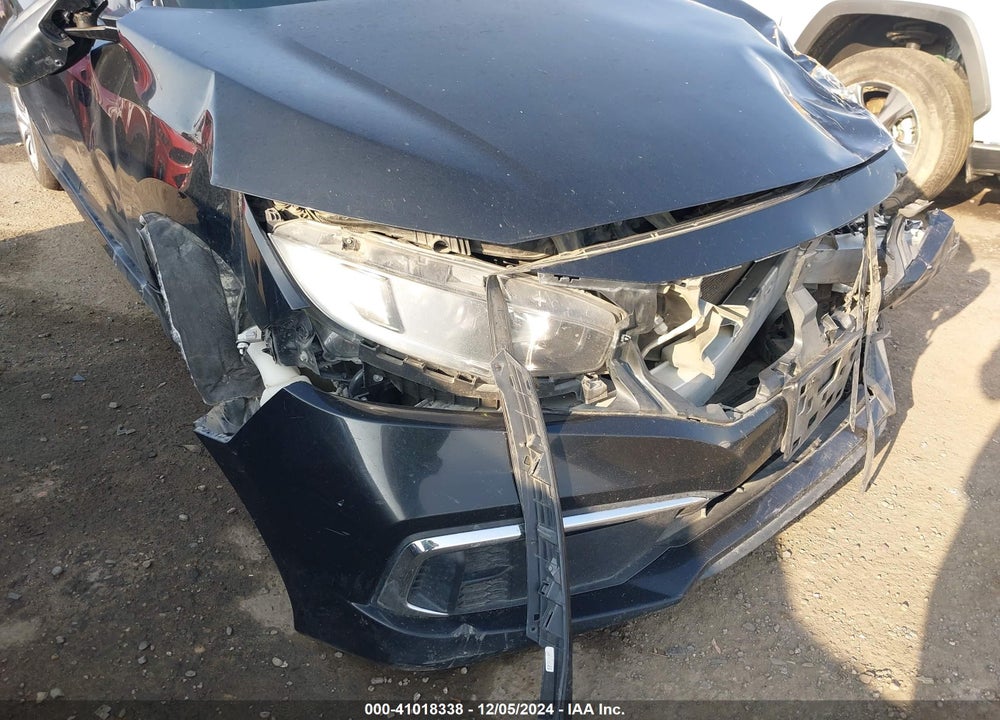 2019 HONDA CIVIC LX VIN: 19XFC2F6XKE212598