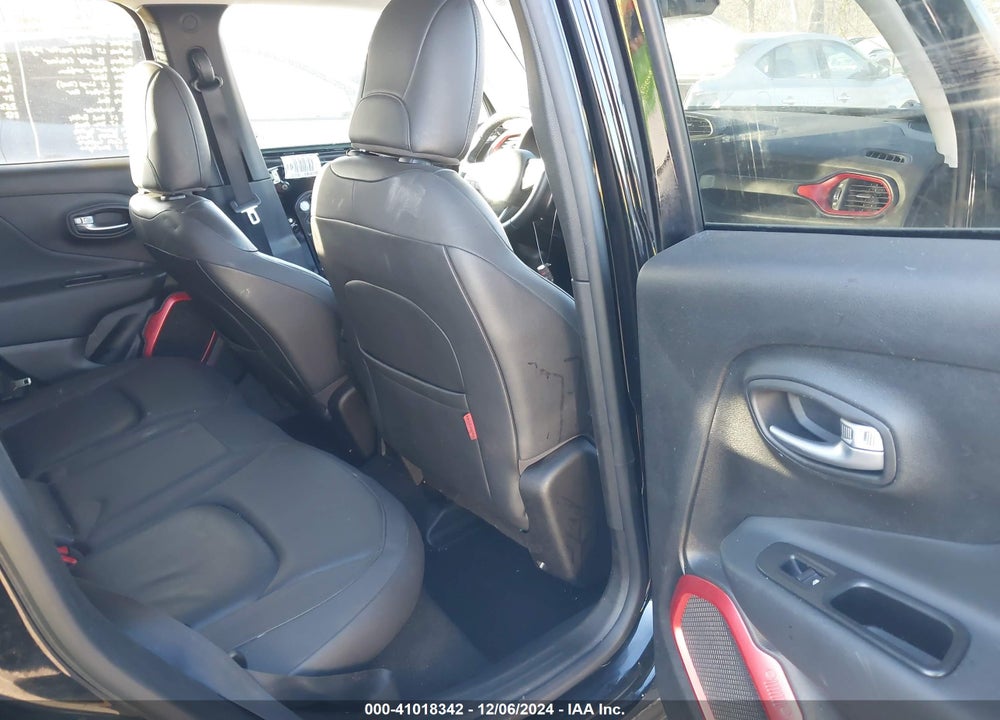 2017 JEEP RENEGADE TRAILHAWK 4X4 VIN: ZACCJBCB4HPF63321