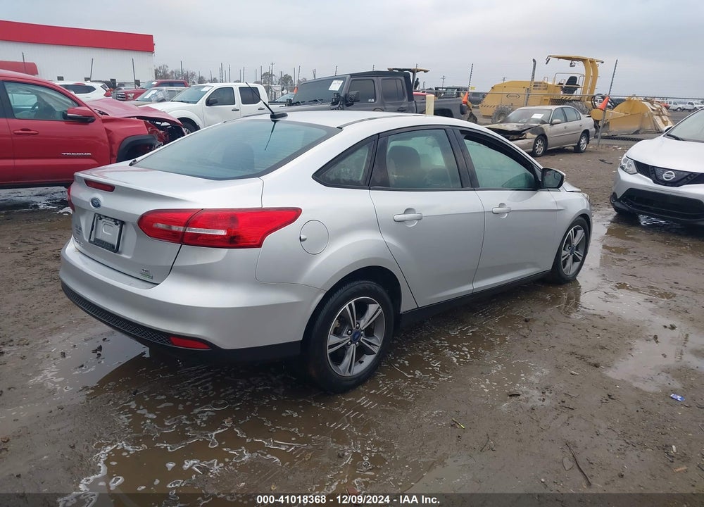 2017 FORD FOCUS VIN: 1FADP3FE4HL282130