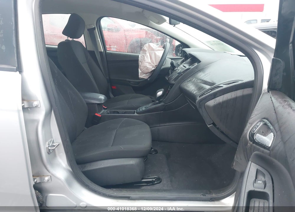 2017 FORD FOCUS VIN: 1FADP3FE4HL282130