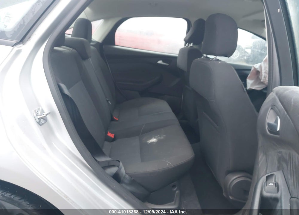 2017 FORD FOCUS VIN: 1FADP3FE4HL282130