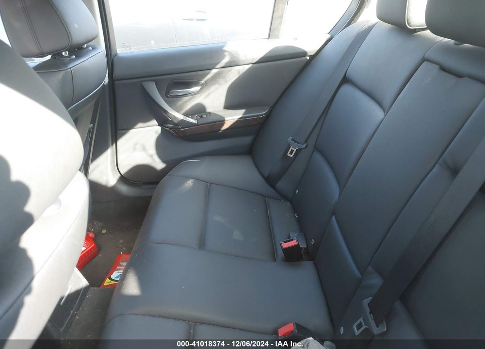 2006 BMW 325XI VIN: WBAVD13506KV14092