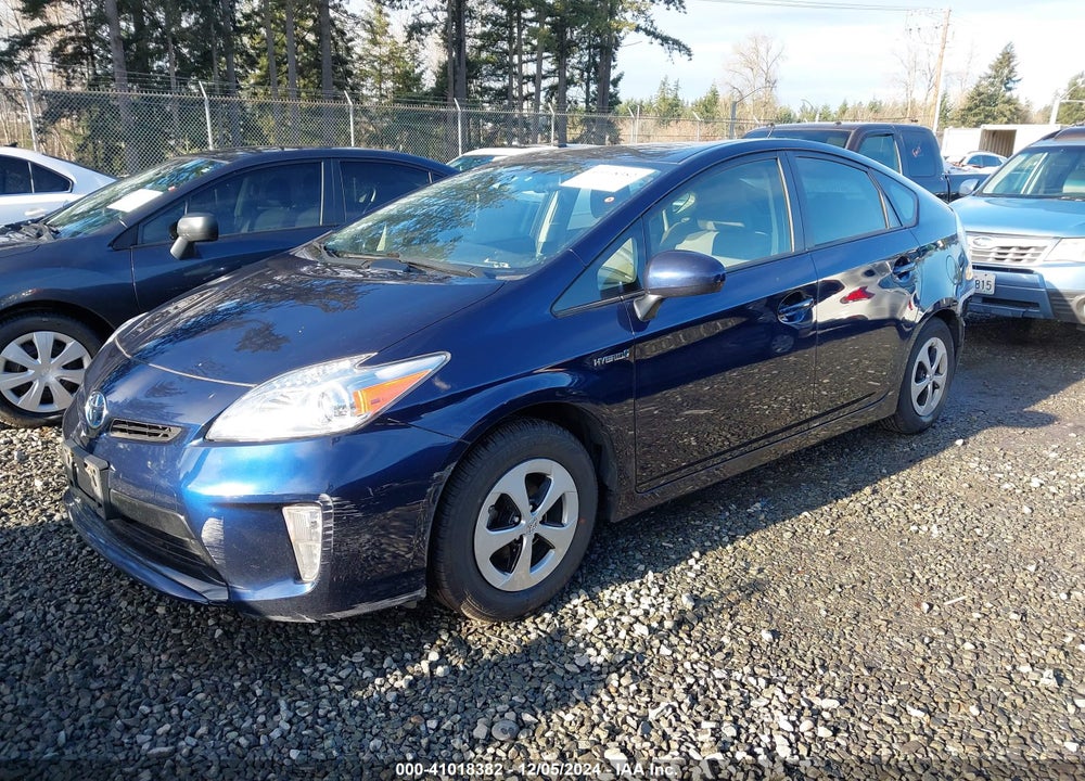 2015 TOYOTA PRIUS TWO VIN: JTDKN3DU2F1903021