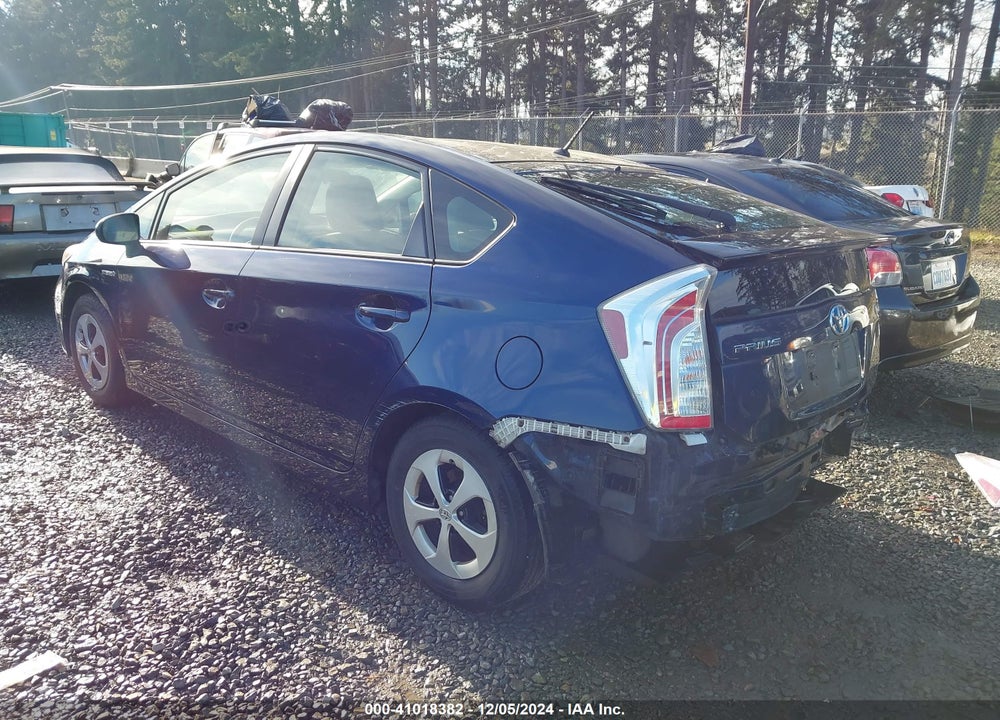 2015 TOYOTA PRIUS TWO VIN: JTDKN3DU2F1903021