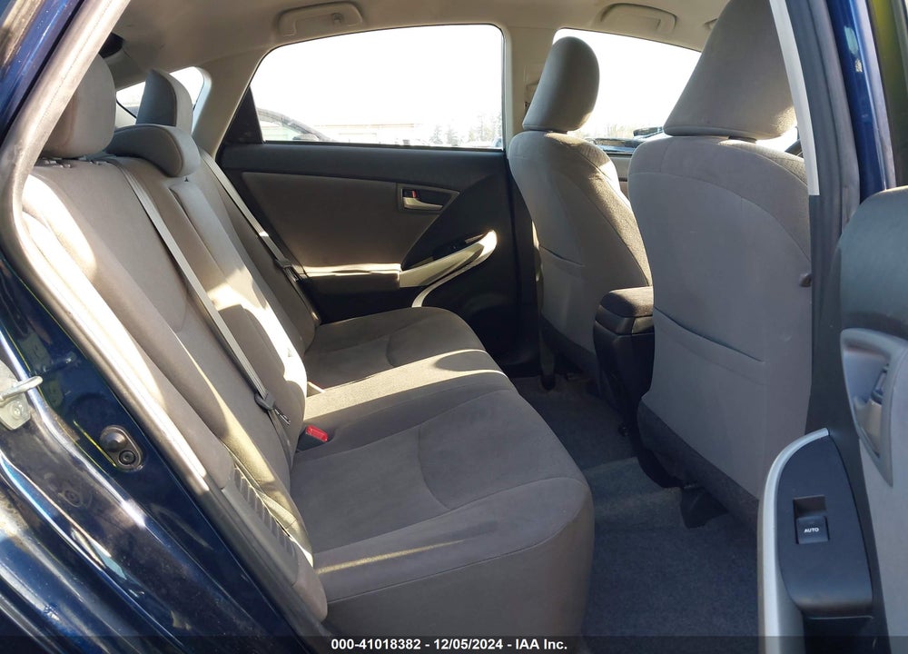 2015 TOYOTA PRIUS TWO VIN: JTDKN3DU2F1903021