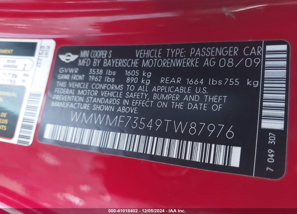2009 MINI COOPER S VIN: WMWMF73549TW87976