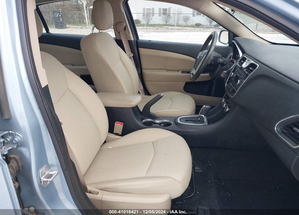 2012 CHRYSLER 200 TOURING VIN: 1C3CCBBG9CN329060
