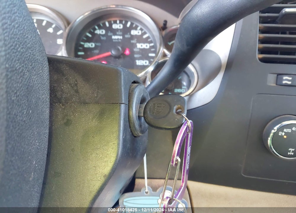 2011 GMC SIERRA 1500 SLE VIN: 3GTP2VE35BG141959