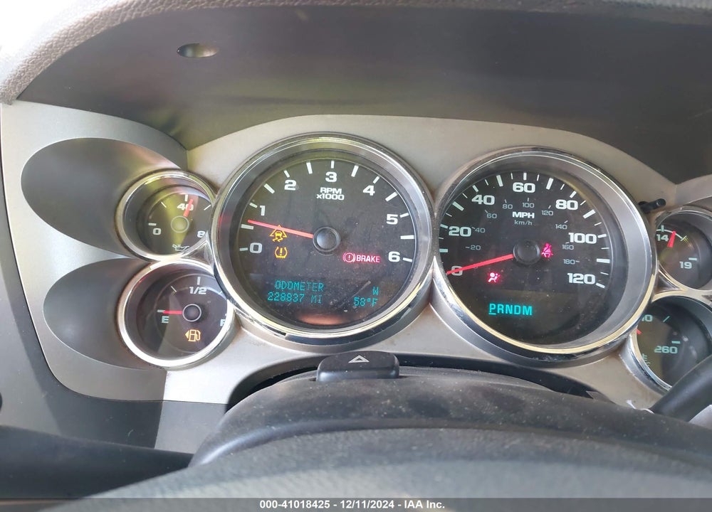 2011 GMC SIERRA 1500 SLE VIN: 3GTP2VE35BG141959