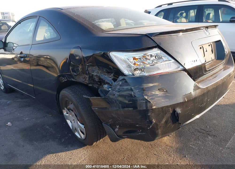 2011 HONDA CIVIC LX VIN: 2HGFG1A68BH500096