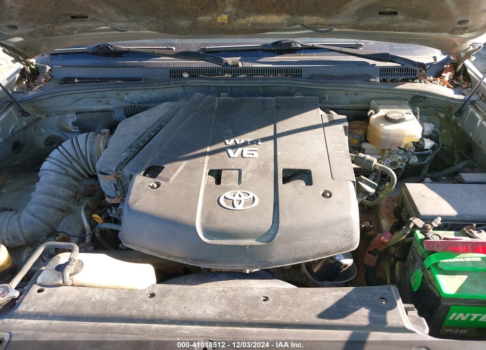 2004 TOYOTA 4RUNNER SR5 V6 VIN: JTEBU14RX40055133
