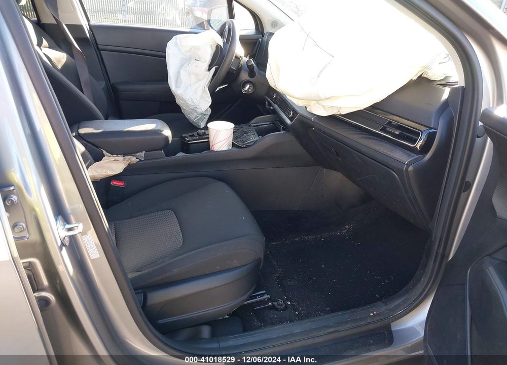 2023 KIA SPORTAGE HYBRID LX VIN: KNDPUCAG8P7052977