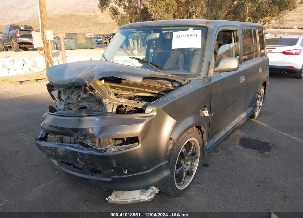 2005 SCION XB VIN: JTLKT324750175021