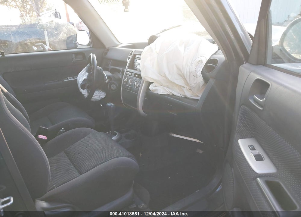 2005 SCION XB VIN: JTLKT324750175021
