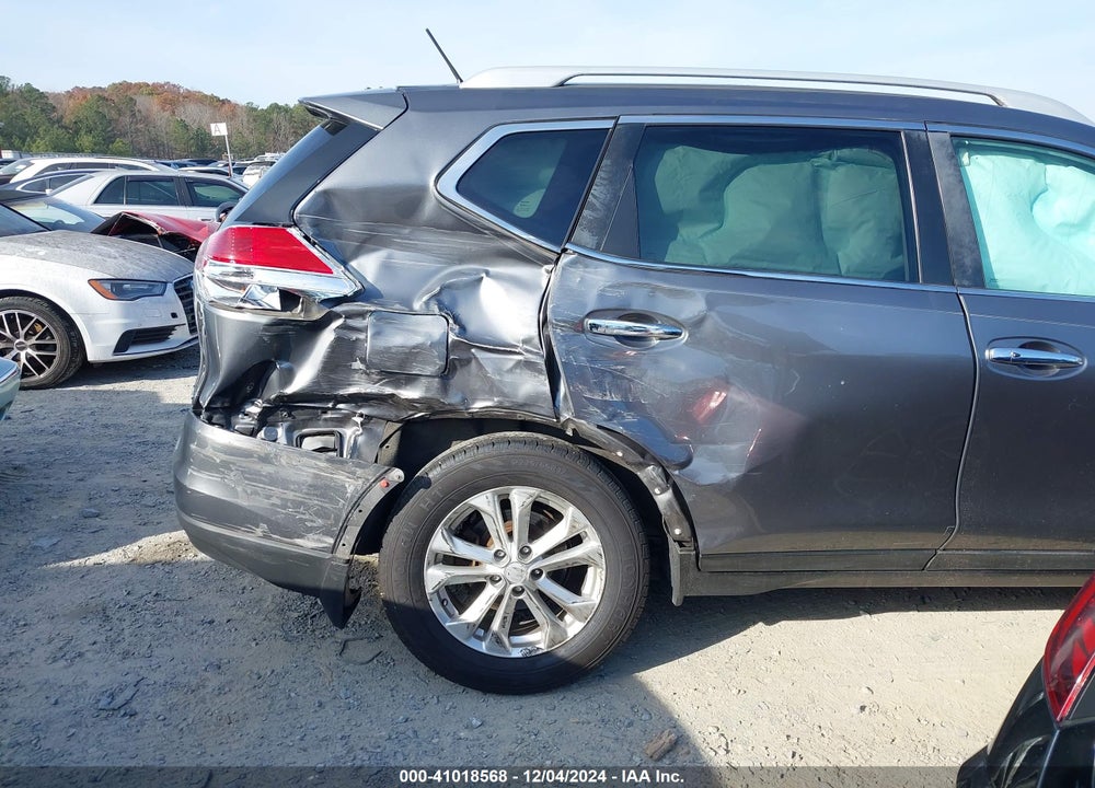 2016 NISSAN ROGUE VIN: 5N1AT2MV1GC810108
