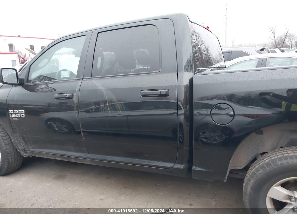 2022 RAM 1500 CLASSIC SLT 4X2 5'7 BOX VIN: 1C6RR6LG9NS185595