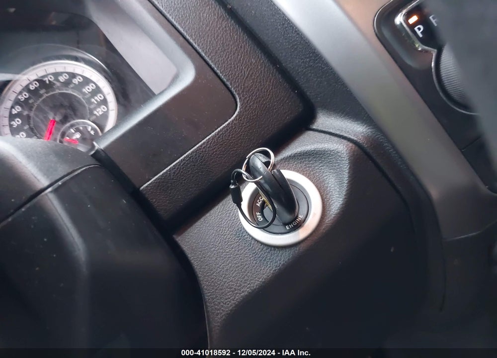 2022 RAM 1500 CLASSIC SLT 4X2 5'7 BOX VIN: 1C6RR6LG9NS185595