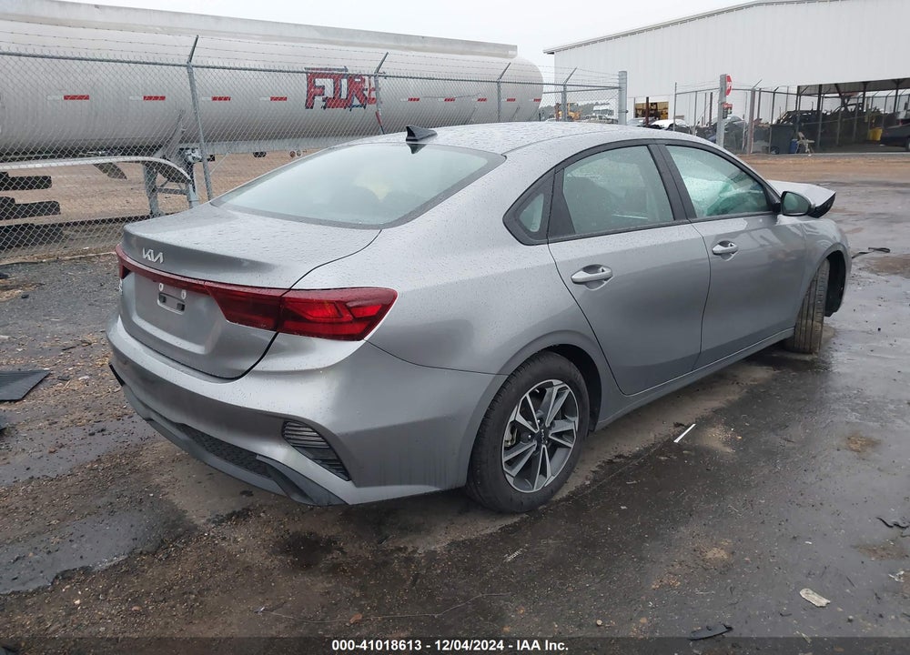 2024 KIA FORTE VIN: 3KPF24ADXRE827926