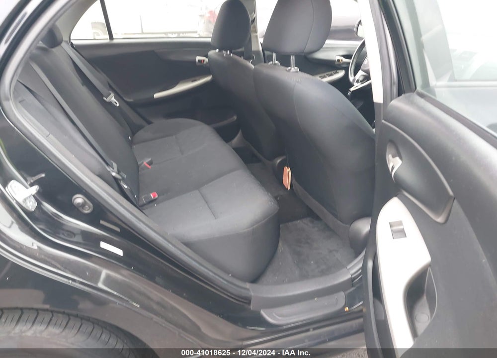 2010 TOYOTA COROLLA S VIN: 1NXBU4EE8AZ240136