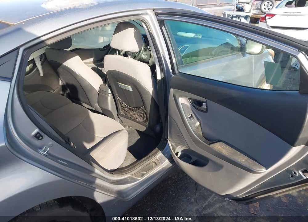 2014 HYUNDAI ELANTRA SE VIN: KMHDH4AE1EU149685