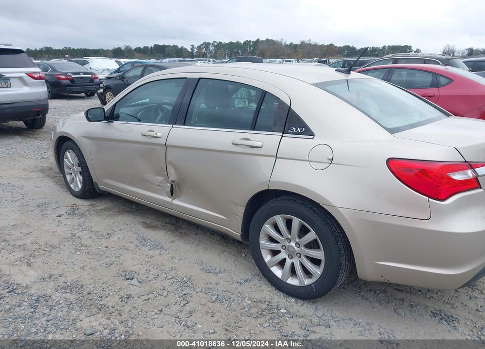 2014 CHRYSLER 200 TOURING VIN: 1C3CCBBB3EN158605