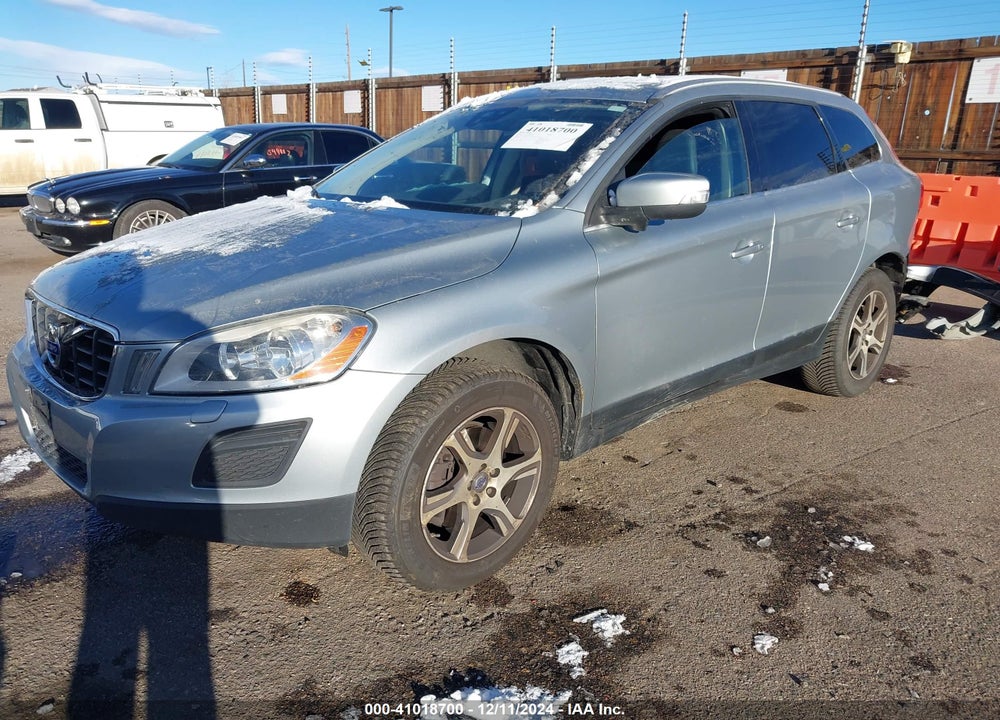 2012 VOLVO XC60 T6/T6 PLATINUM/T6 PREMIER PLUS/T6 R-DESIGN/T6 R-DESIGN PLATINUM/T6 R-DESIGN PREMIER PLUS VIN: YV4902DZ0C2337785