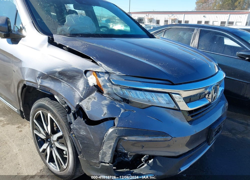 2021 HONDA PILOT AWD TOURING 7 PASSENGER VIN: 5FNYF6H65MB075541