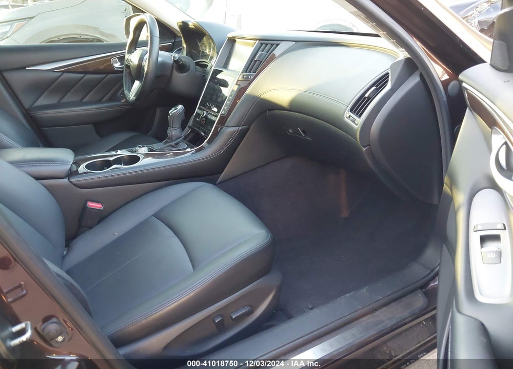 2018 INFINITI Q50 3.0T LUXE VIN: JN1EV7AP8JM366832